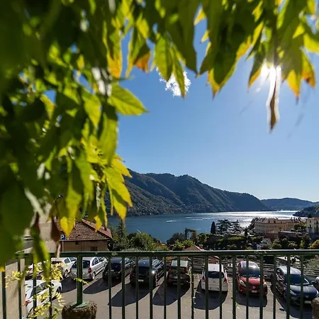Lakefront With Breathtaking Views Moltrasio